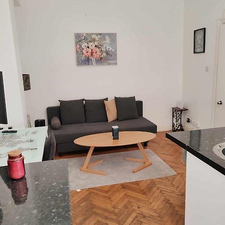 One Bedroom Apartment By Bayswater, Hyde Park Londra Dış mekan fotoğraf