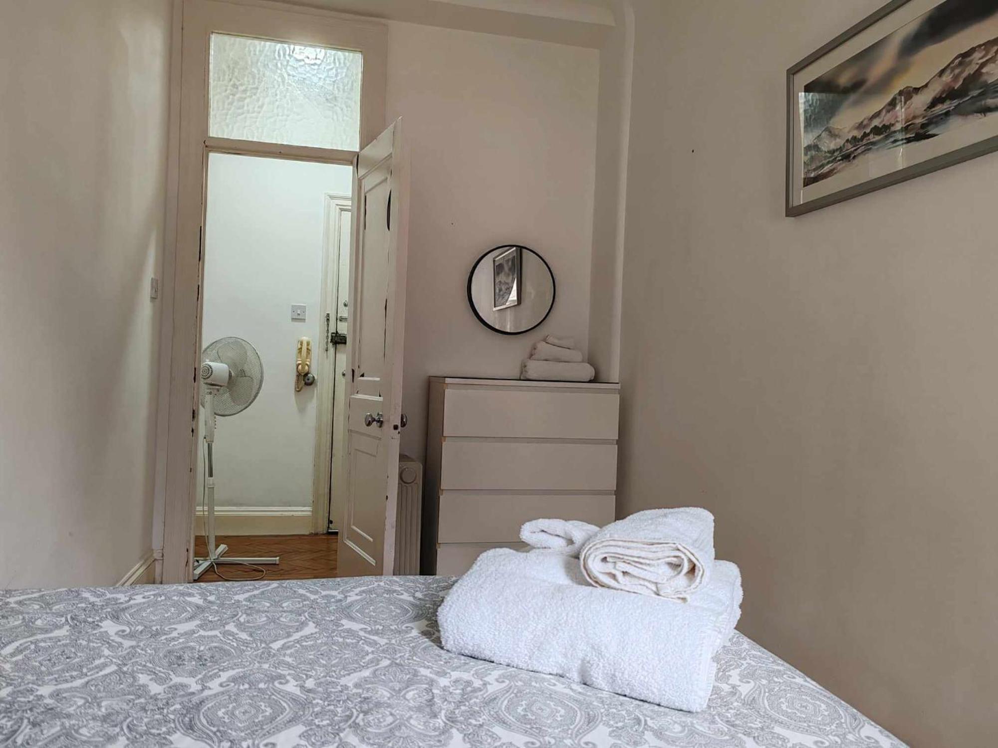 One Bedroom Apartment By Bayswater, Hyde Park Londra Dış mekan fotoğraf