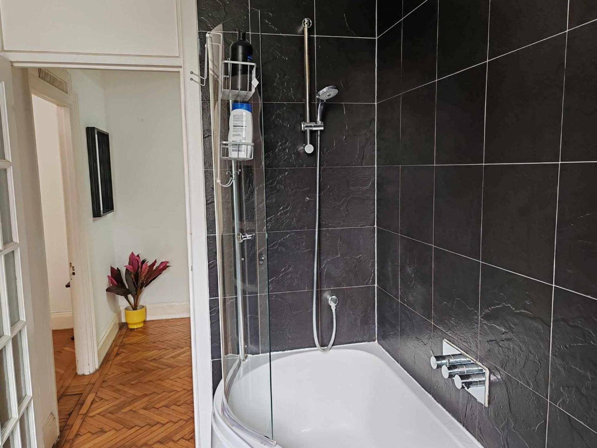 One Bedroom Apartment By Bayswater, Hyde Park Londra Dış mekan fotoğraf